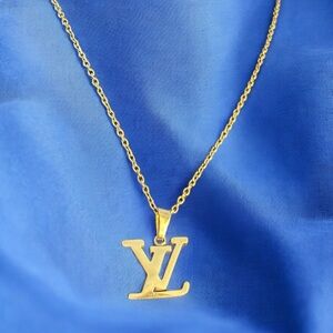 GOLD LETTER NECKLACE
